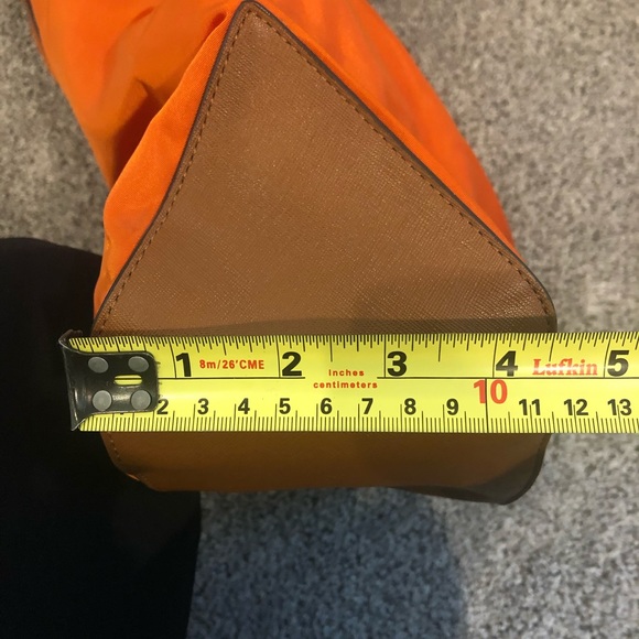 Michael Kors Kempton Tote Large - Picture 6 of 8